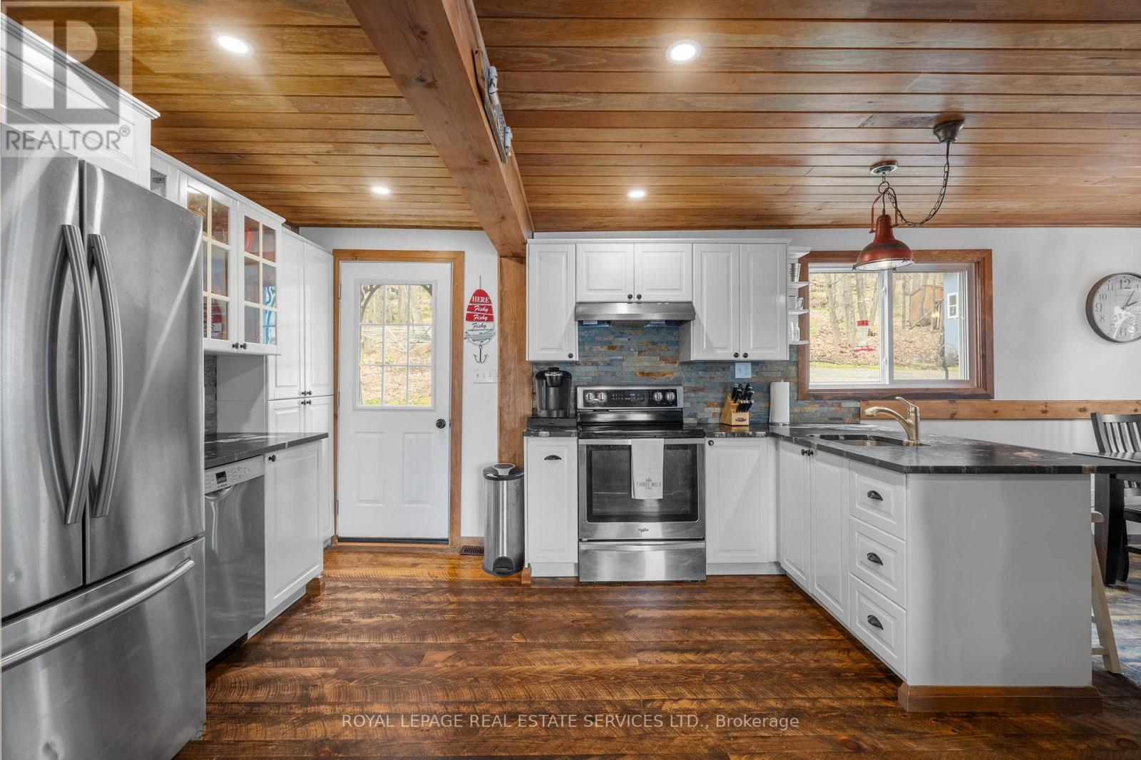 29 - 1158 Shea Road S, Muskoka Lakes, Ontario  P0B 1M0 - Photo 7 - X12131817