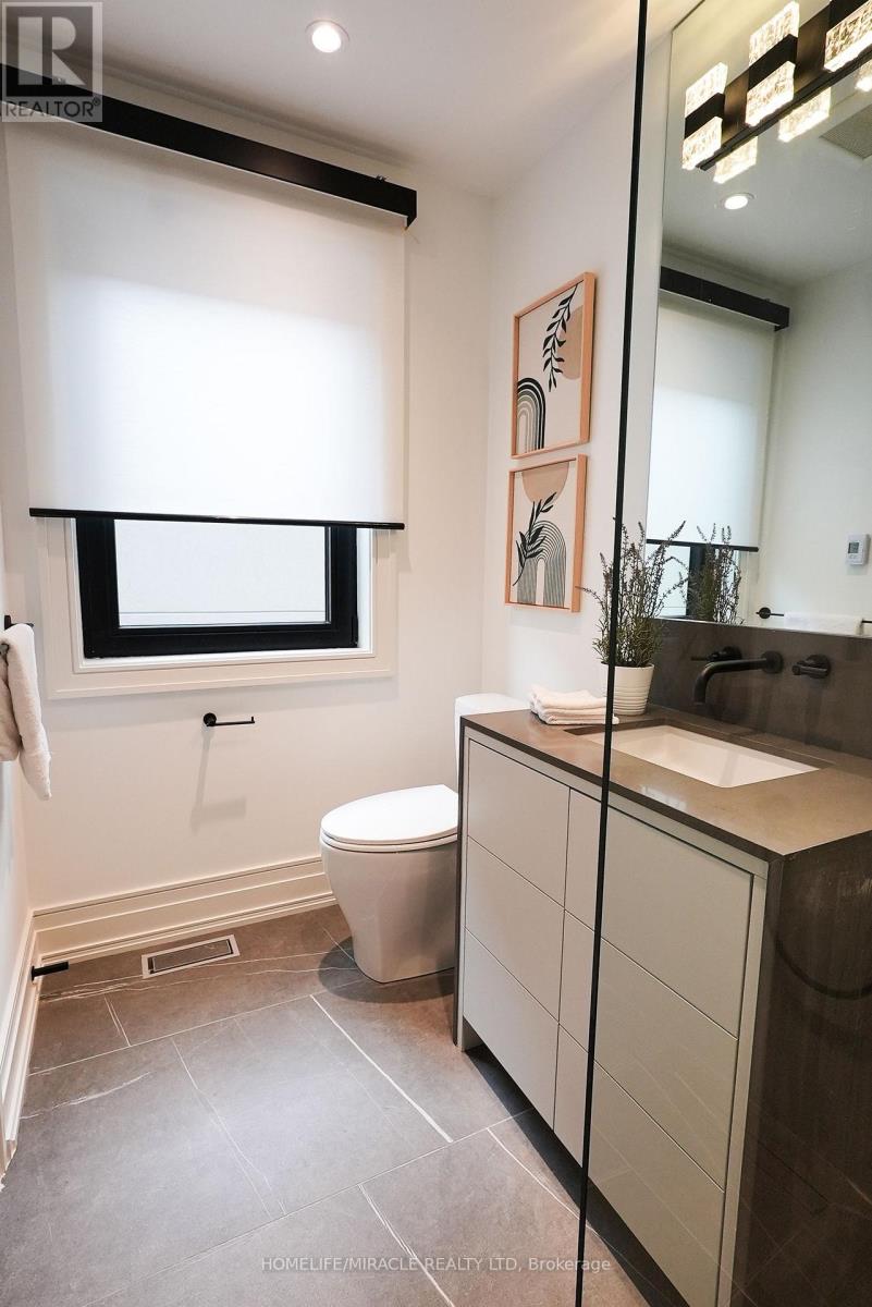 184 Poyntz Avenue, Toronto, Ontario  M2N 1J6 - Photo 19 - C12325790