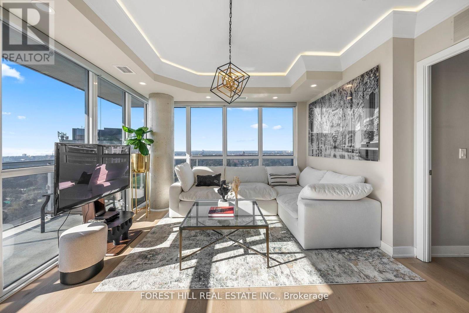 1907 - 501 St Clair Avenue W, Toronto, Ontario M5P 0A2 - Photo 2 - C12325828