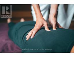 1716 QUEEN ST STREET E, Toronto, Ontario