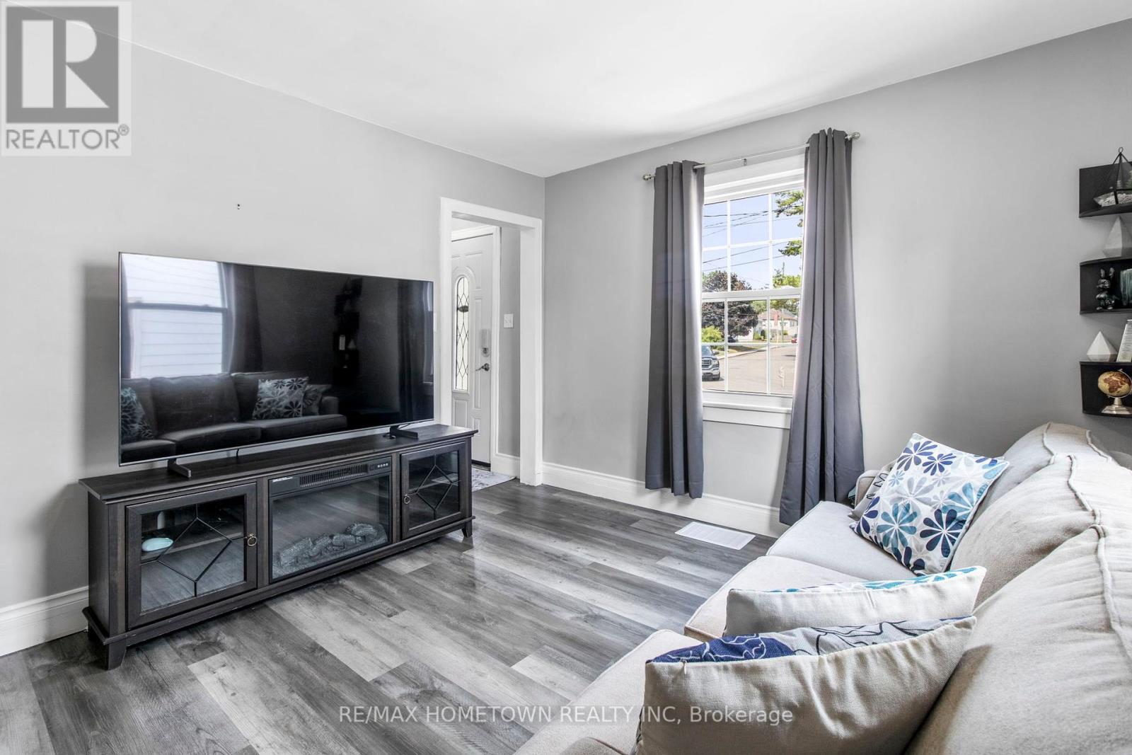 Property at 84 CHAFFEY STREET image 5