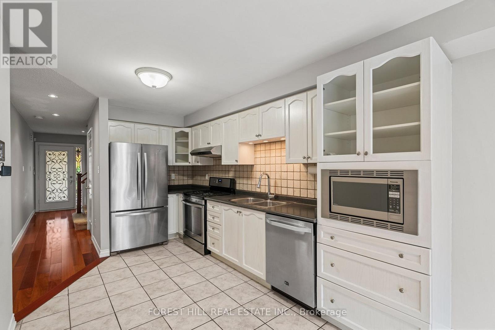 Property at 35 TIMBERVIEW DRIVE image 5