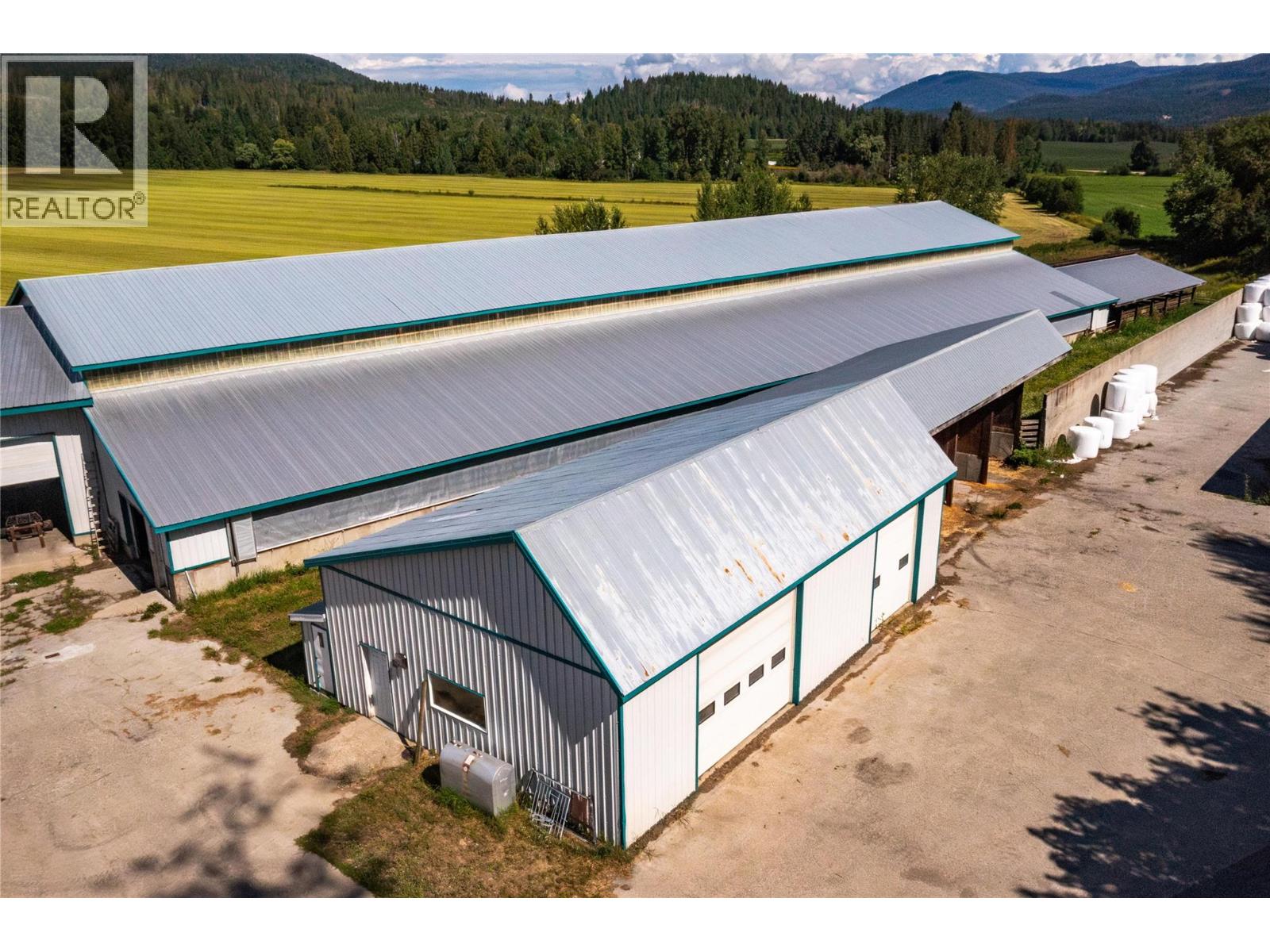 266 Mallory Road, Enderby, British Columbia  V4Y 4H9 - Photo 16 - 10332976