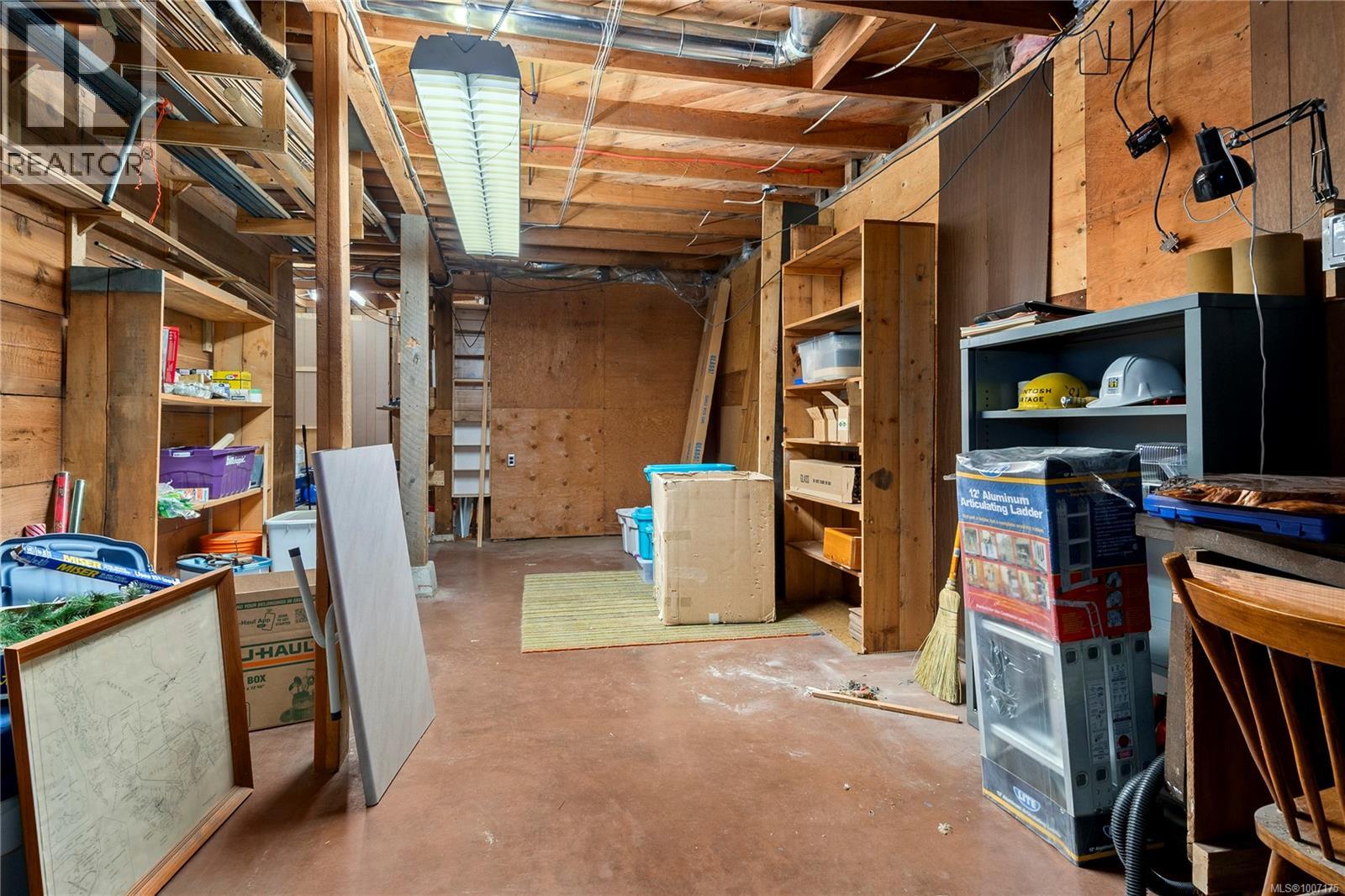 561 & 565 Island Hwy, Campbell River, British Columbia  V9W 2B9 - Photo 29 - 1007175