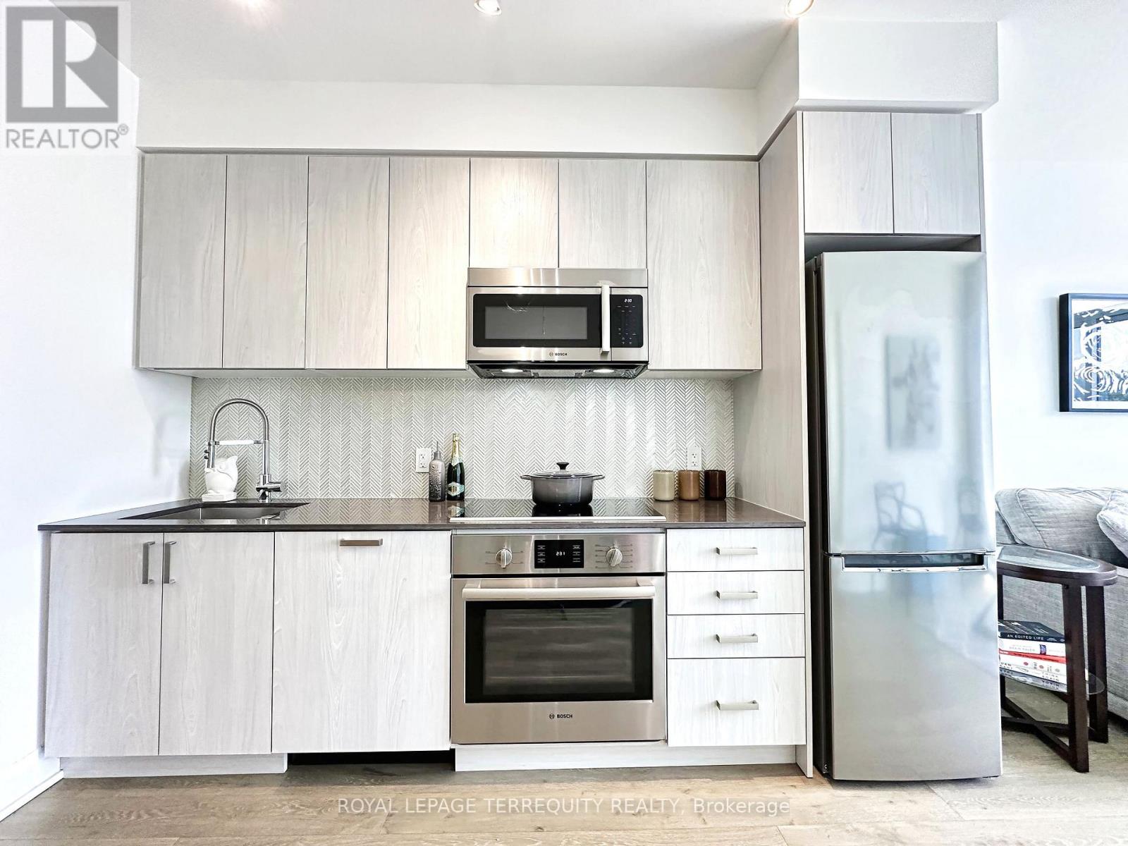 615 - 293 The Kingsway, Toronto, Ontario  M9A 0E8 - Photo 18 - W12325848