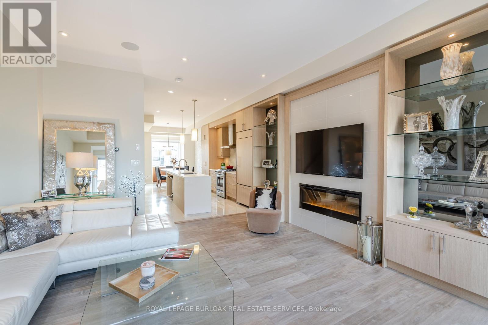 467 Nautical Boulevard, Oakville, Ontario  L6L 0E8 - Photo 11 - W12325591
