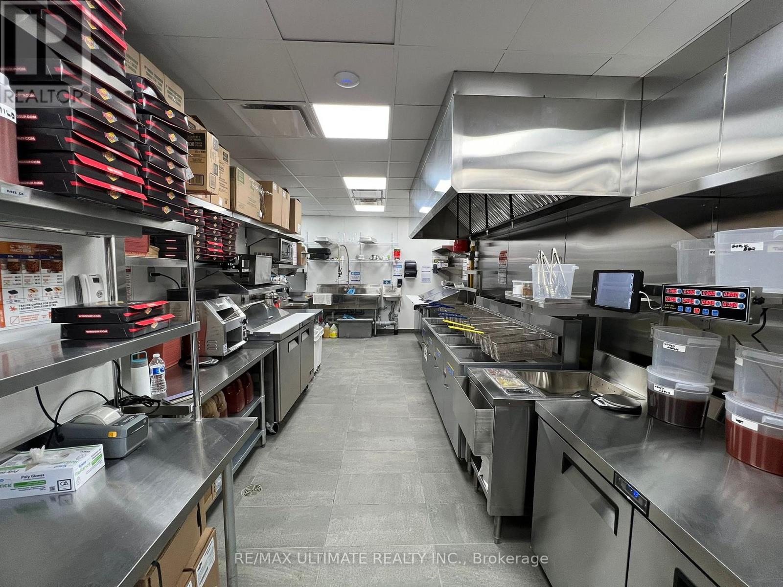 2a - 1135 Lansdowne Street W, Peterborough (Otonabee Ward 1), Ontario  K9J 7M2 - Photo 4 - X12325686