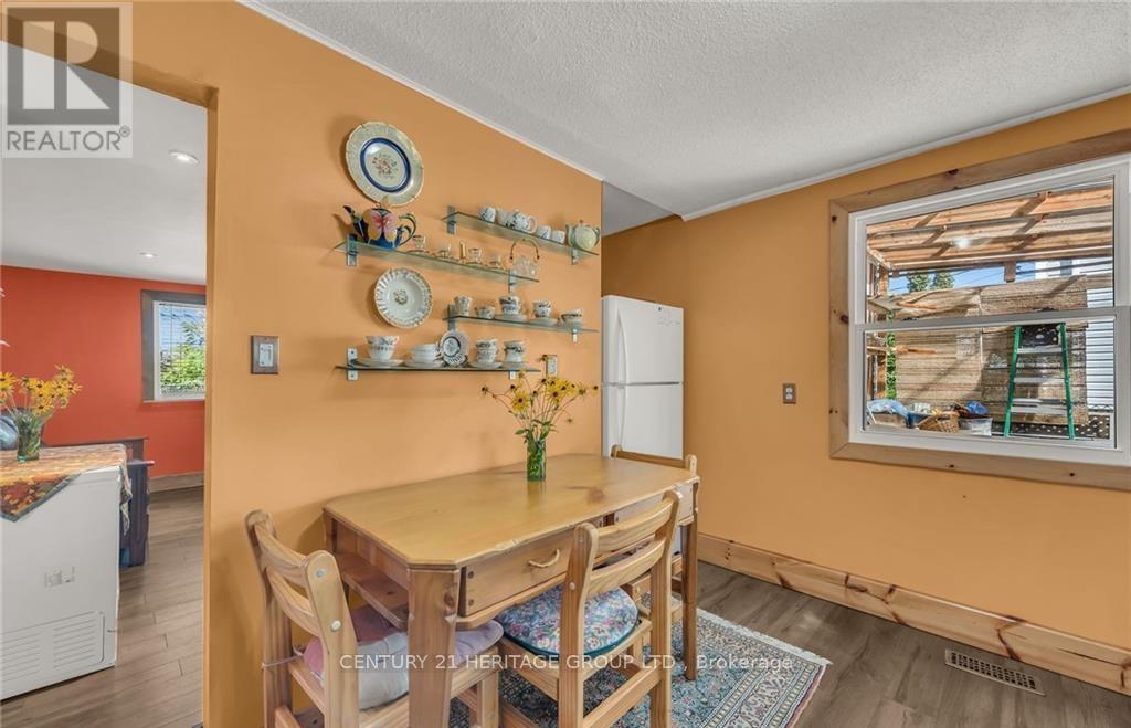 35 Canal Bank Road, Port Colborne, Ontario  L3K 2M6 - Photo 22 - X12325836