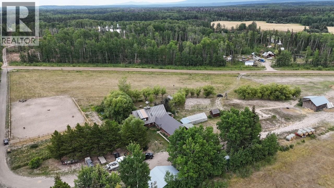 16239 Lily Lake Road, Fraser Lake, British Columbia  V0J 1S0 - Photo 4 - R3030793