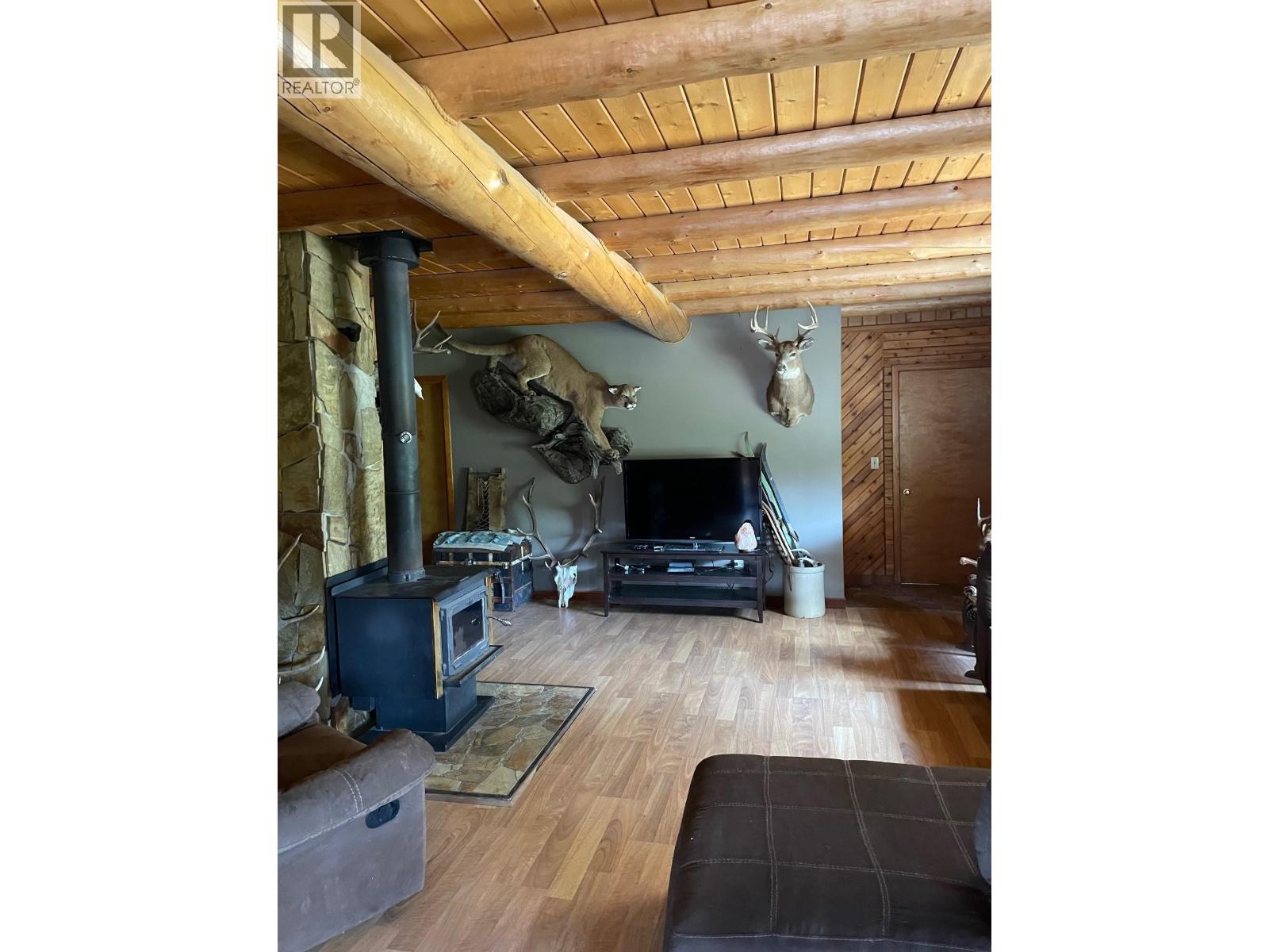 16239 Lily Lake Road, Fraser Lake, British Columbia  V0J 1S0 - Photo 14 - R3030793