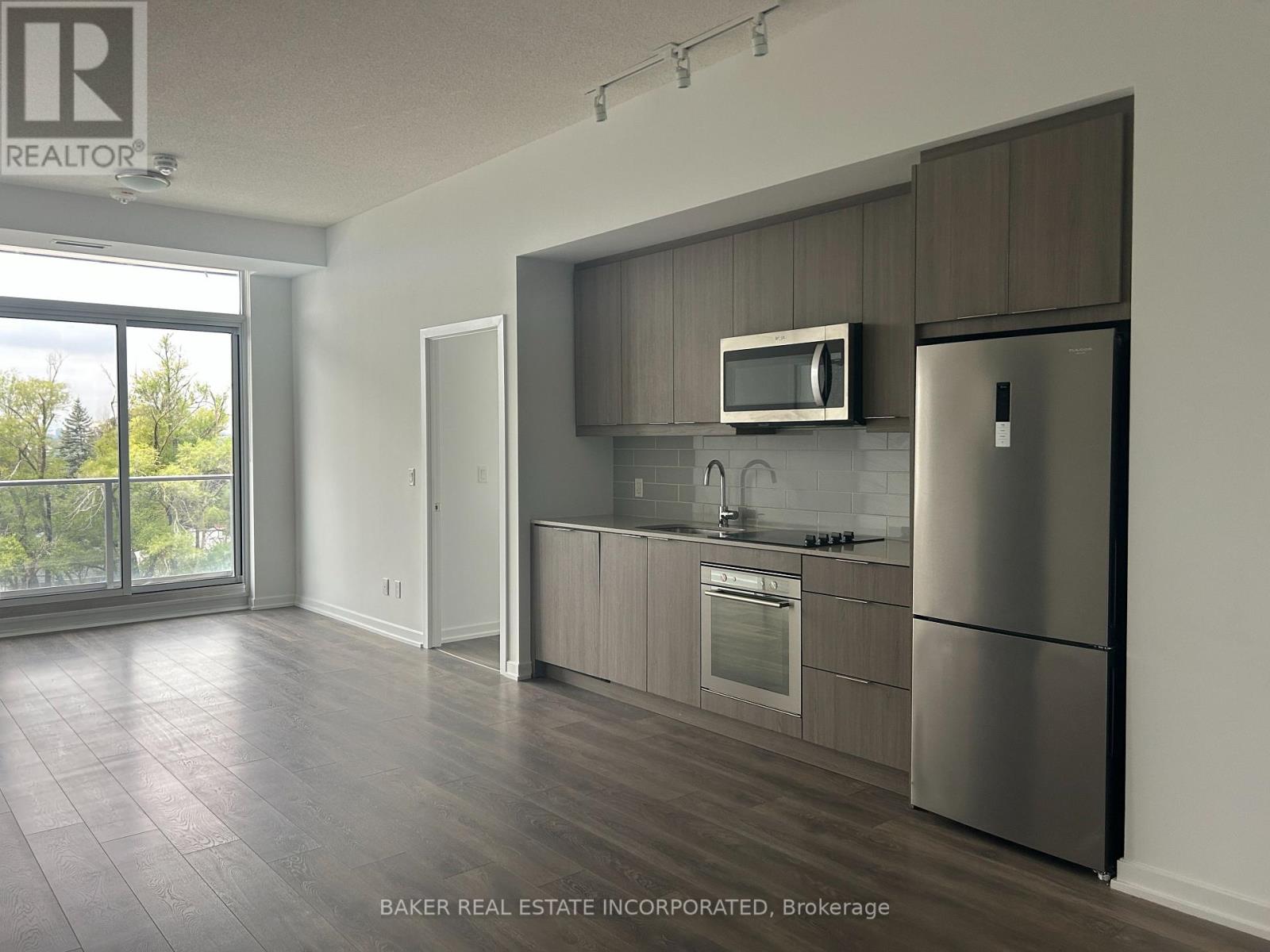 216 - 36 Forest Manor Road, Toronto (Henry Farm), Ontario  M2J 0H3 - Photo 7 - C12325889