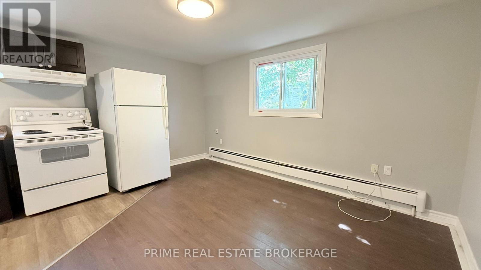 10 - 146 Wellington Street, London East, Ontario  N6B 2K8 - Photo 3 - X12325913