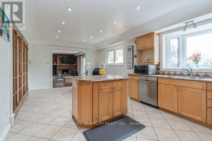 8484 Winston Churchill Boulevard N, Oakville (Oa Rural Oakville), Ontario  L0P 1K0 - Photo 16 - W12325855