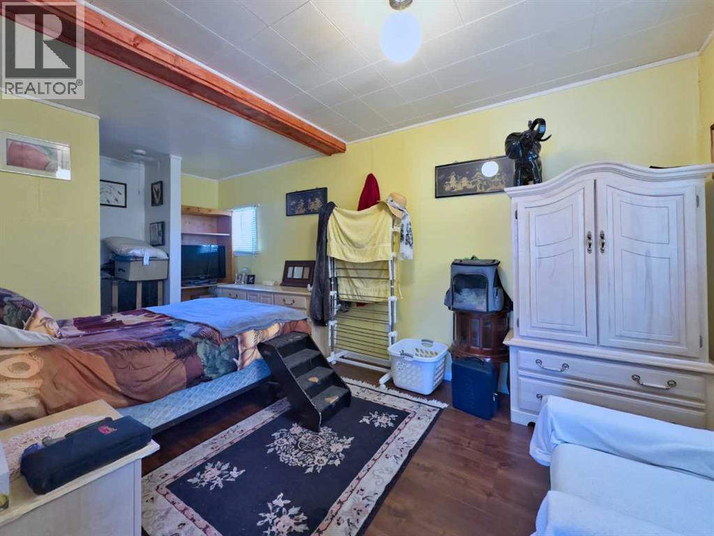 6754 17 Avenue, Coleman, Alberta  T0K 0M0 - Photo 7 - A2237217