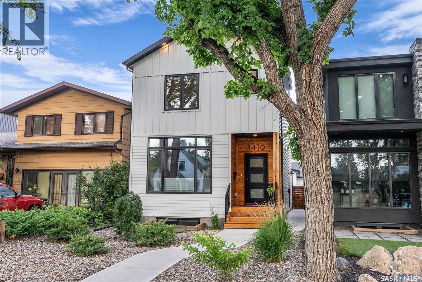 Property at 1410 Alexandra AVENUE image 1