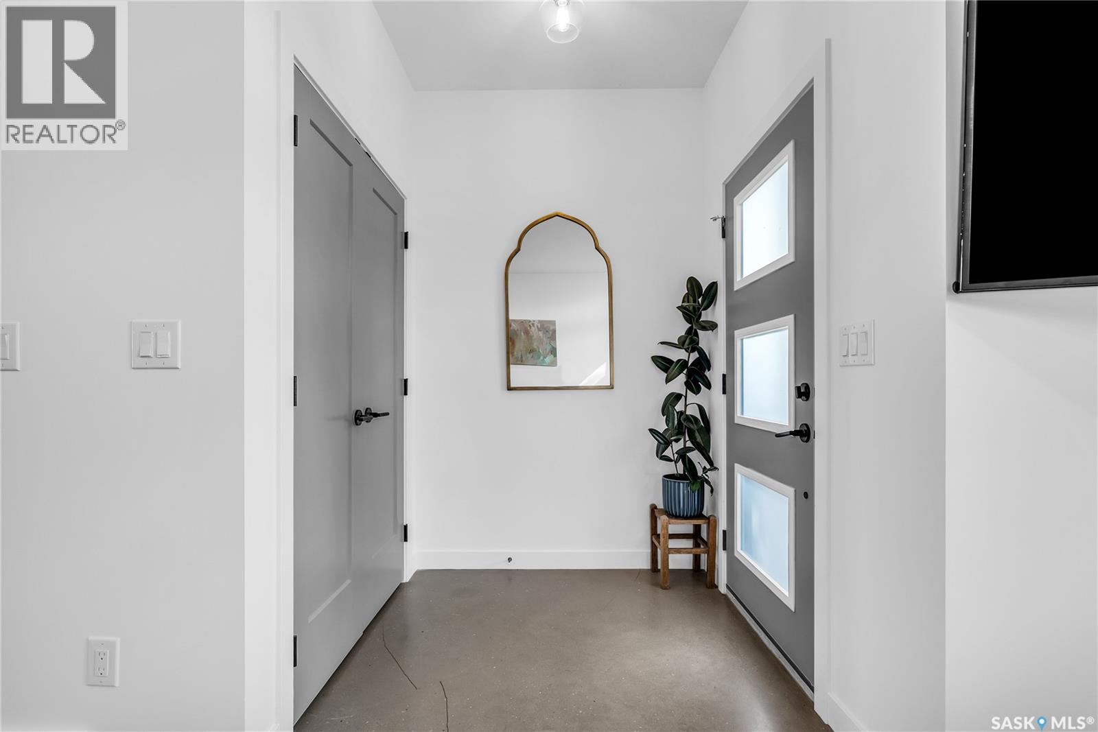 Property at 1410 Alexandra AVENUE image 2