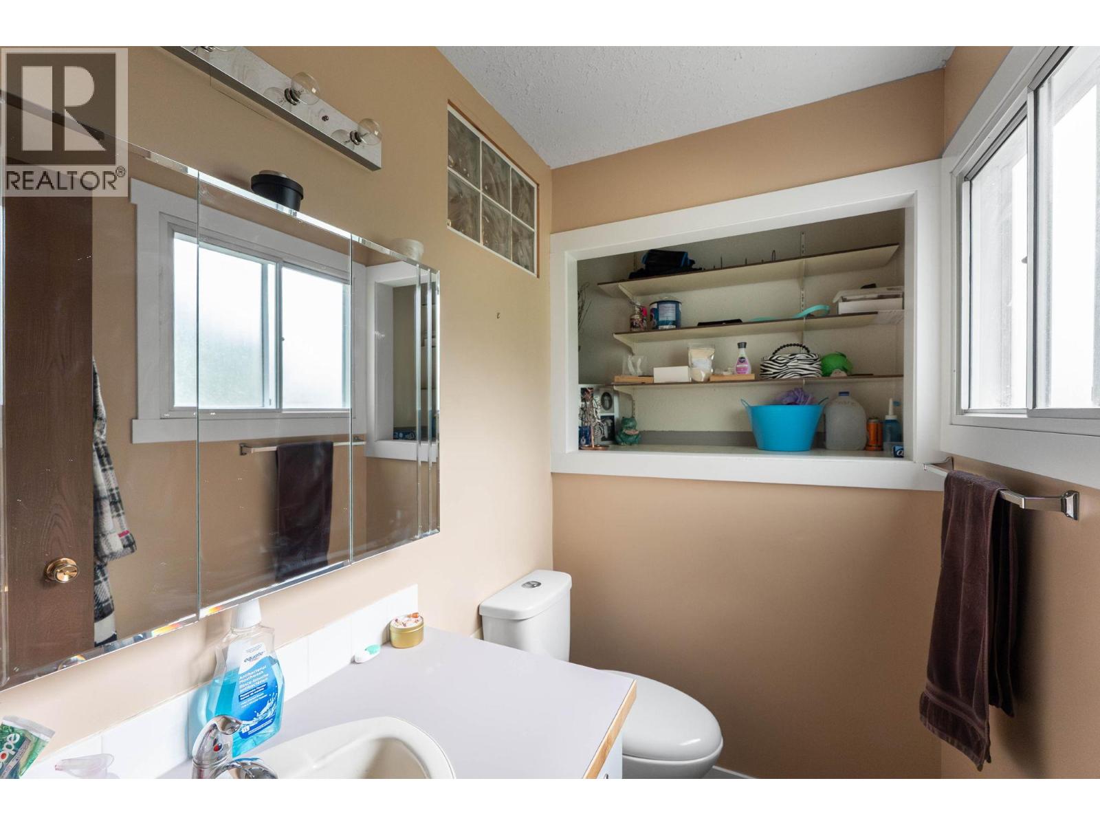 4811 Parkdale Crescent, Ellison, British Columbia  V1X 6T3 - Photo 20 - 10358199