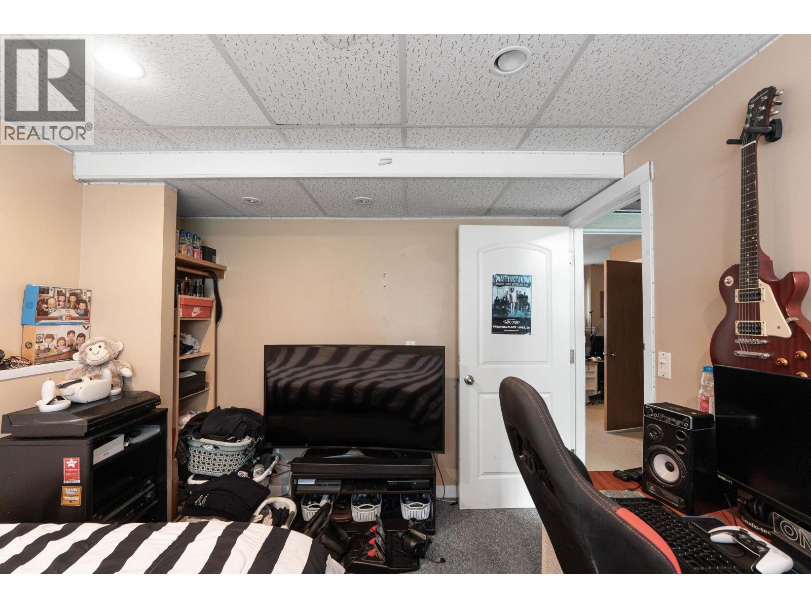 4811 Parkdale Crescent, Ellison, British Columbia  V1X 6T3 - Photo 29 - 10358199