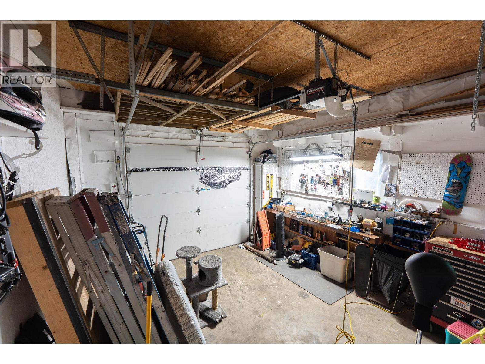 4811 Parkdale Crescent, Ellison, British Columbia  V1X 6T3 - Photo 31 - 10358199
