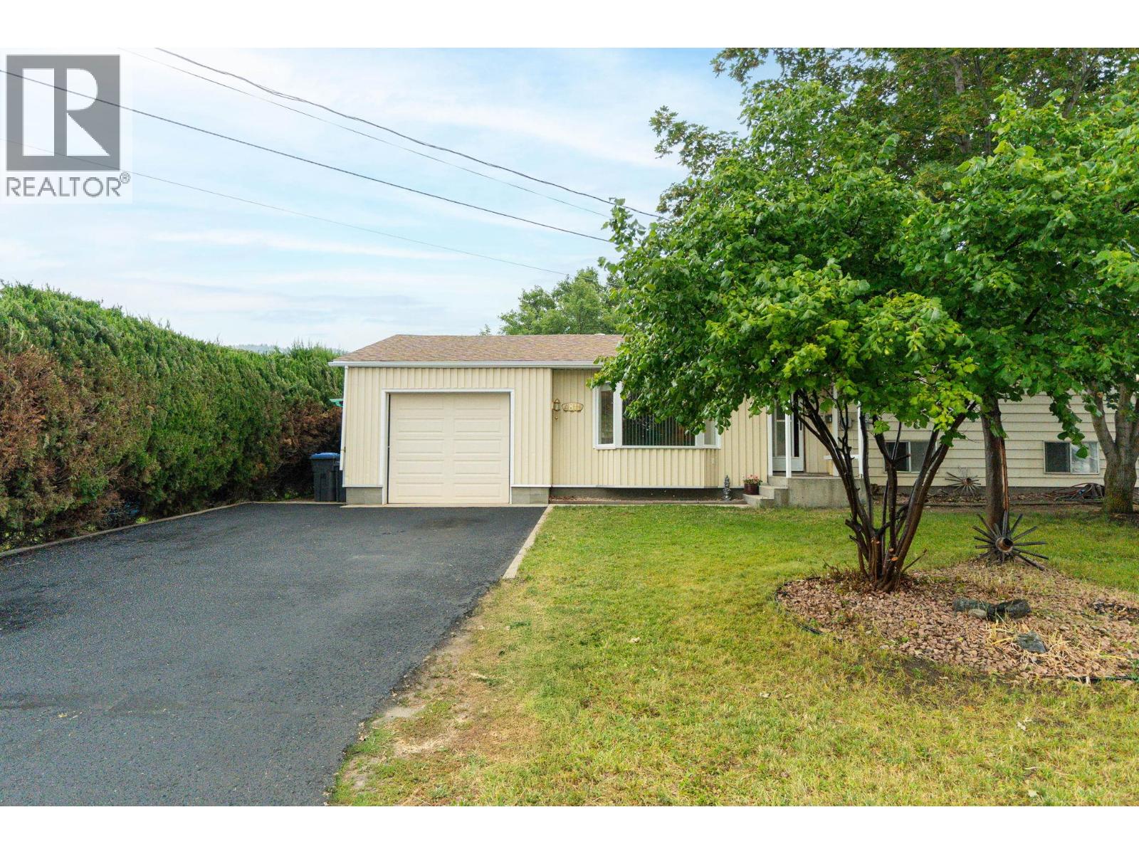 4811 Parkdale Crescent, Ellison, British Columbia  V1X 6T3 - Photo 6 - 10358199