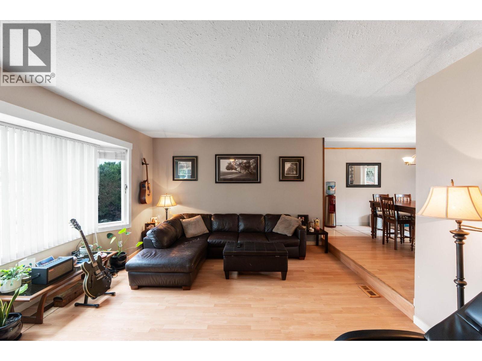 4811 Parkdale Crescent, Ellison, British Columbia  V1X 6T3 - Photo 7 - 10358199