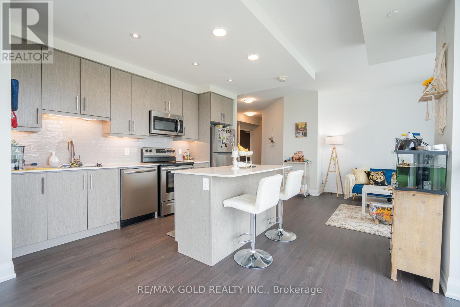 606 - 15 Lynch Street, Brampton, Ontario  L6W 0C7 - Photo 13 - W12325922