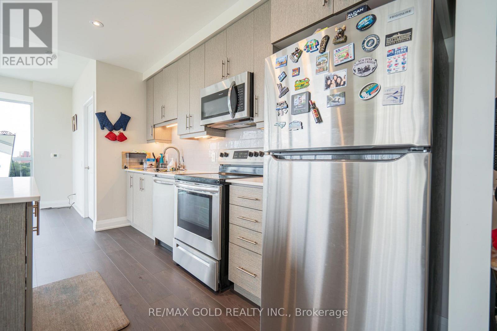 606 - 15 Lynch Street, Brampton, Ontario  L6W 0C7 - Photo 16 - W12325922