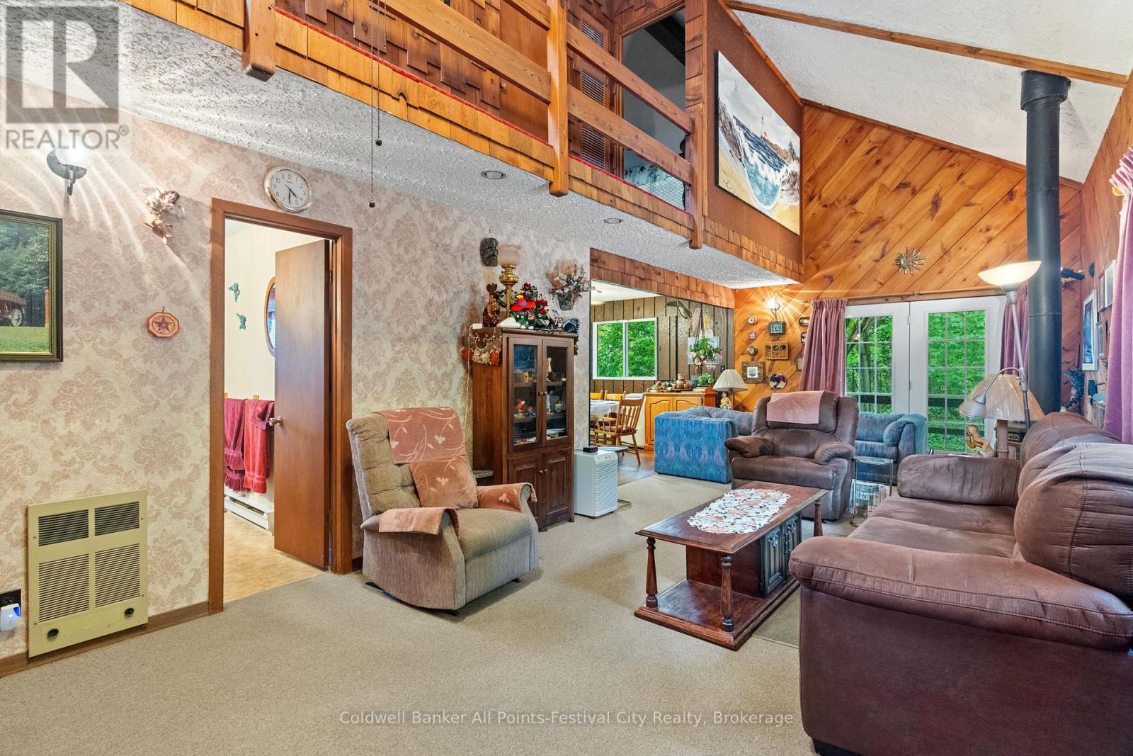 74387 Driftwood Drive, Bluewater, Ontario  N0M 1G0 - Photo 7 - X12325993