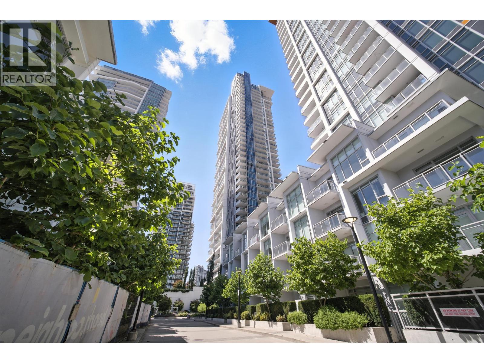 3302 2311 BETA AVENUE, Burnaby, British Columbia