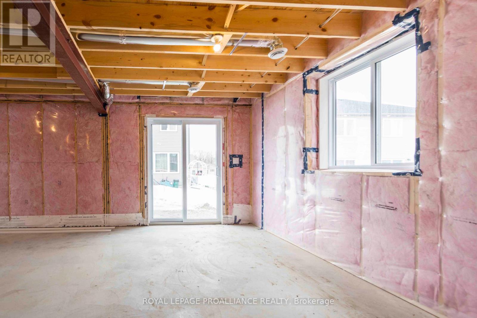 70 Stirling Crescent, Prince Edward County (Picton Ward), Ontario  K0K 2T0 - Photo 18 - X12326022