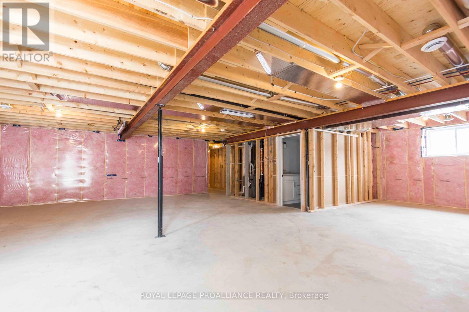 70 Stirling Crescent, Prince Edward County (Picton Ward), Ontario  K0K 2T0 - Photo 19 - X12326022