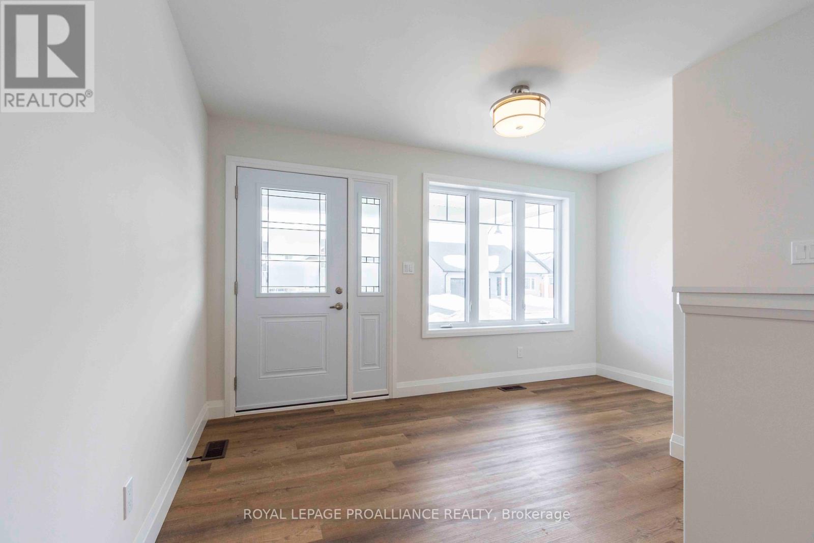 70 Stirling Crescent, Prince Edward County (Picton Ward), Ontario  K0K 2T0 - Photo 2 - X12326022