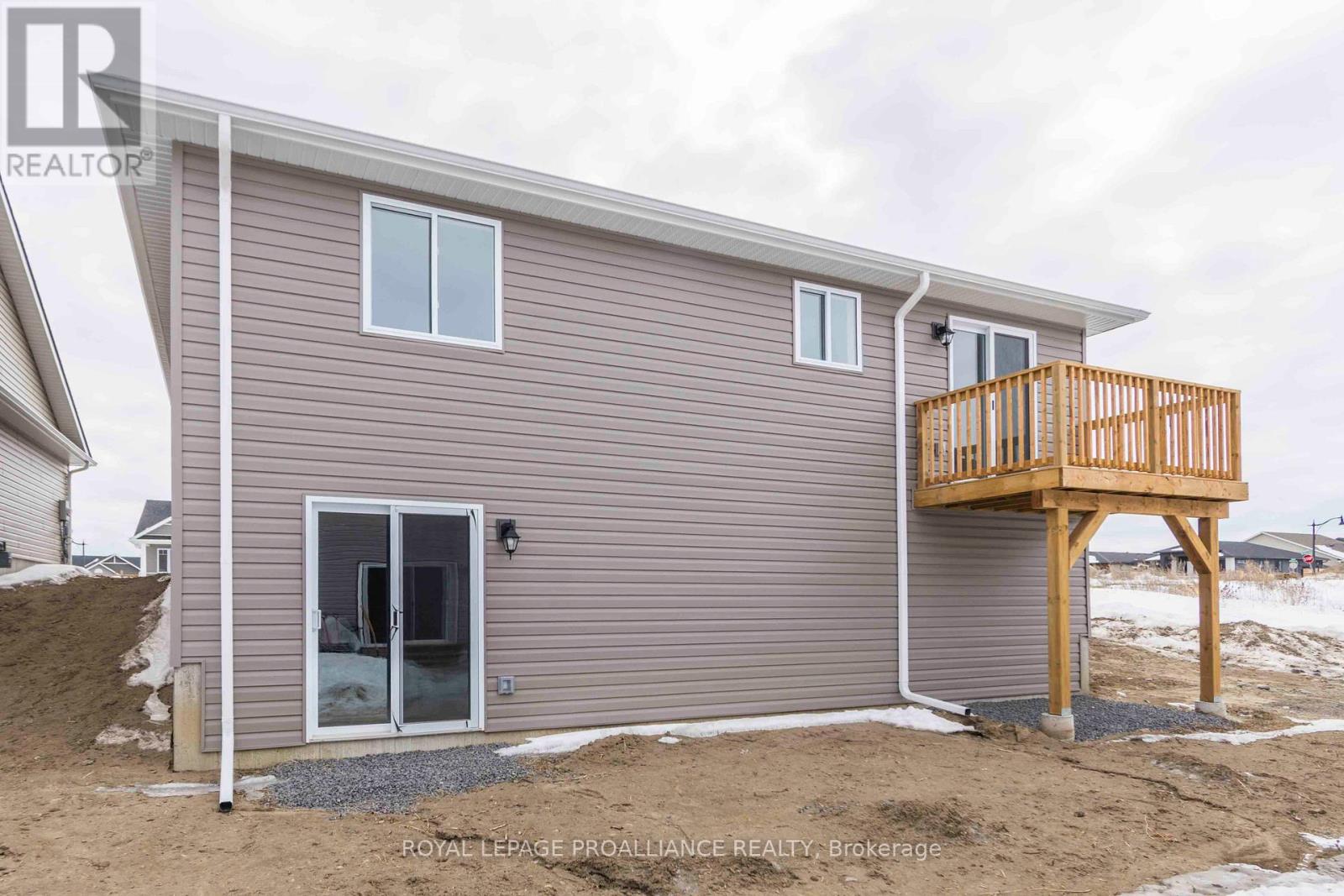 70 Stirling Crescent, Prince Edward County (Picton Ward), Ontario  K0K 2T0 - Photo 24 - X12326022