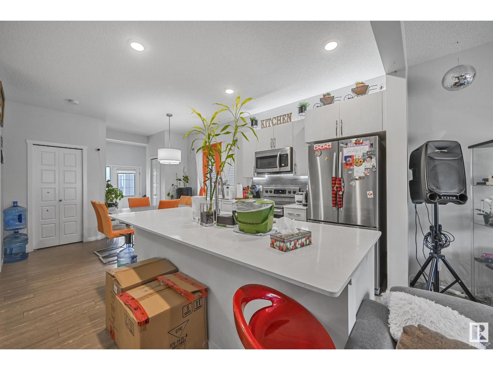 Property at #53 6004 ROSENTHAL WY NW image 5