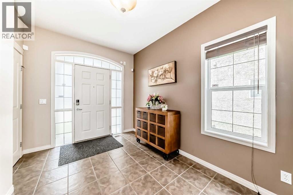 Property at 36 Valley Woods Way NW image 3