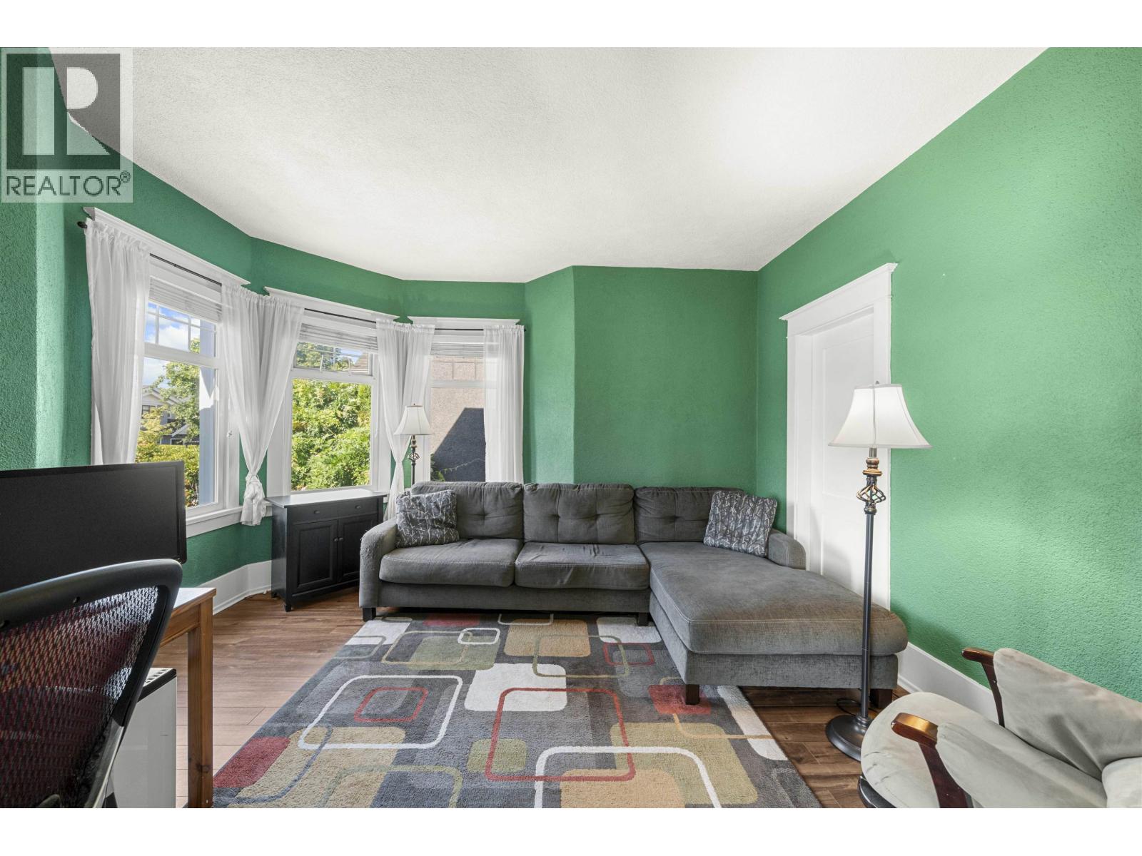 4139 Pandora Street, Burnaby, British Columbia  V5C 2B2 - Photo 3 - R3033301