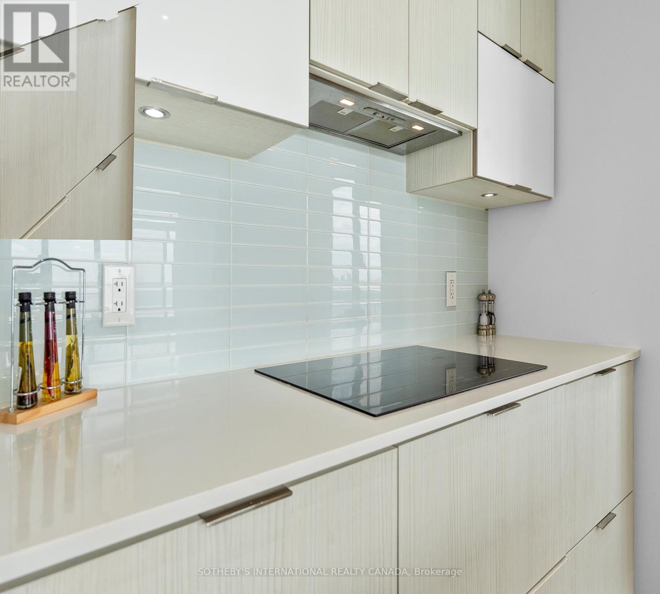 3401 - 56 Annie Craig Drive Se, Toronto, Ontario  M8V 0C8 - Photo 13 - W12326040