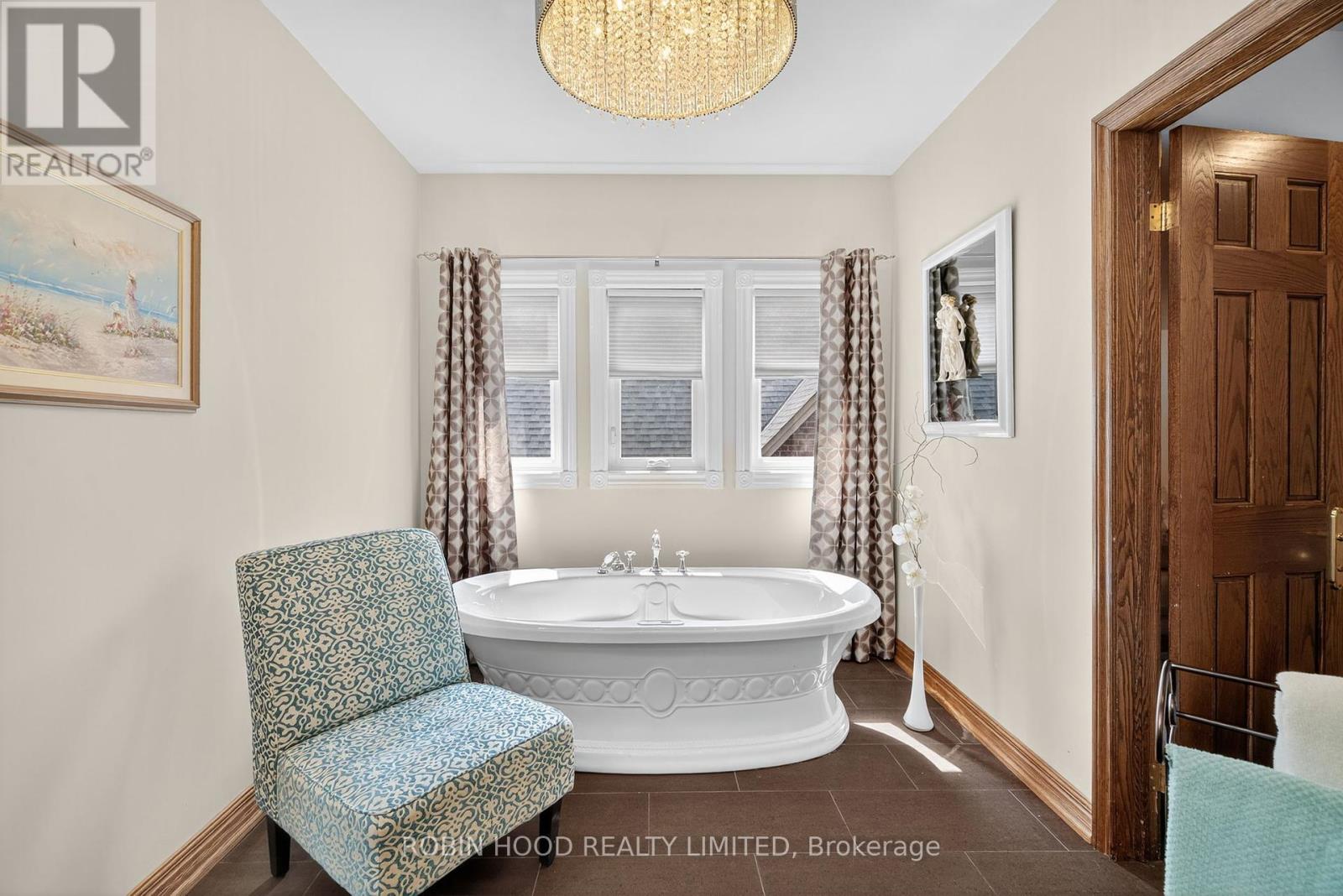 2460 Hammond Road, Mississauga, Ontario  L5K 1T2 - Photo 20 - W12326045