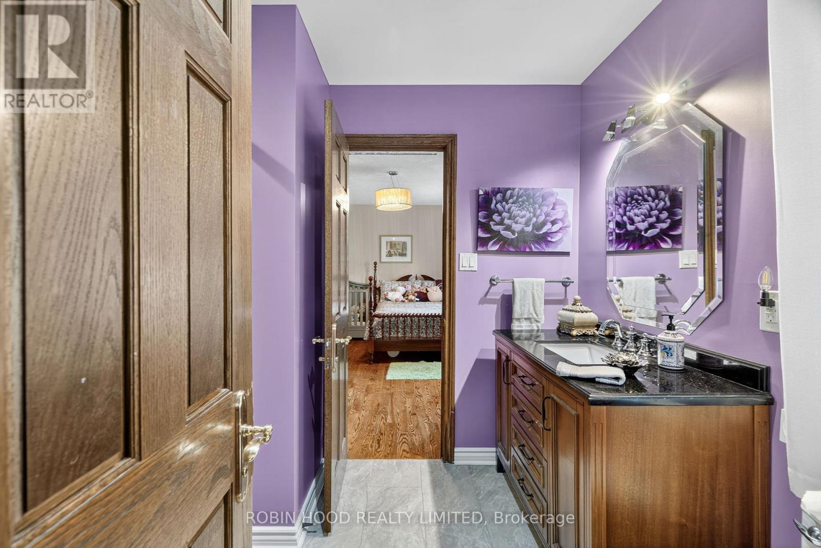 2460 Hammond Road, Mississauga, Ontario  L5K 1T2 - Photo 27 - W12326045