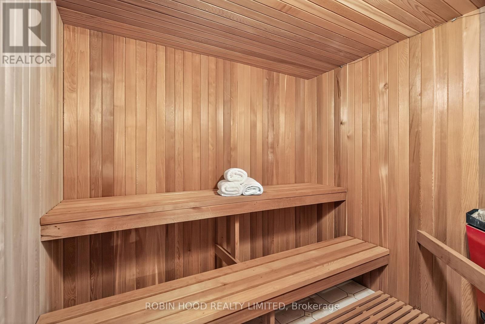 2460 Hammond Road, Mississauga, Ontario  L5K 1T2 - Photo 36 - W12326045