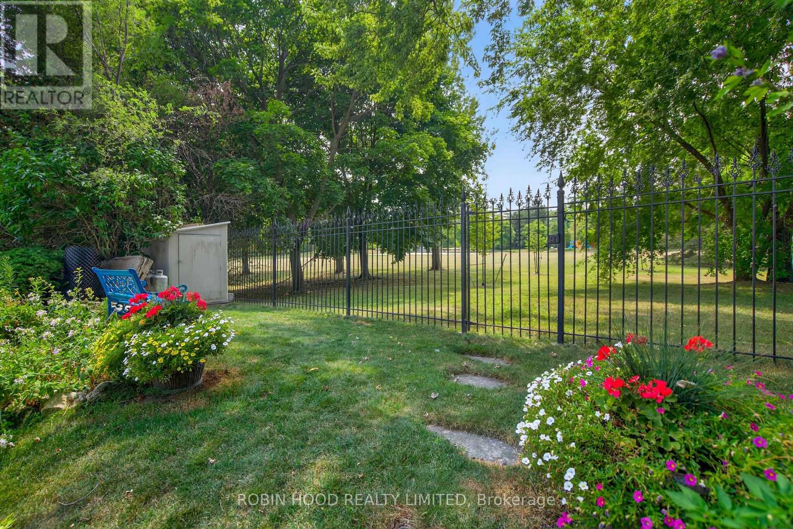 2460 Hammond Road, Mississauga, Ontario  L5K 1T2 - Photo 40 - W12326045