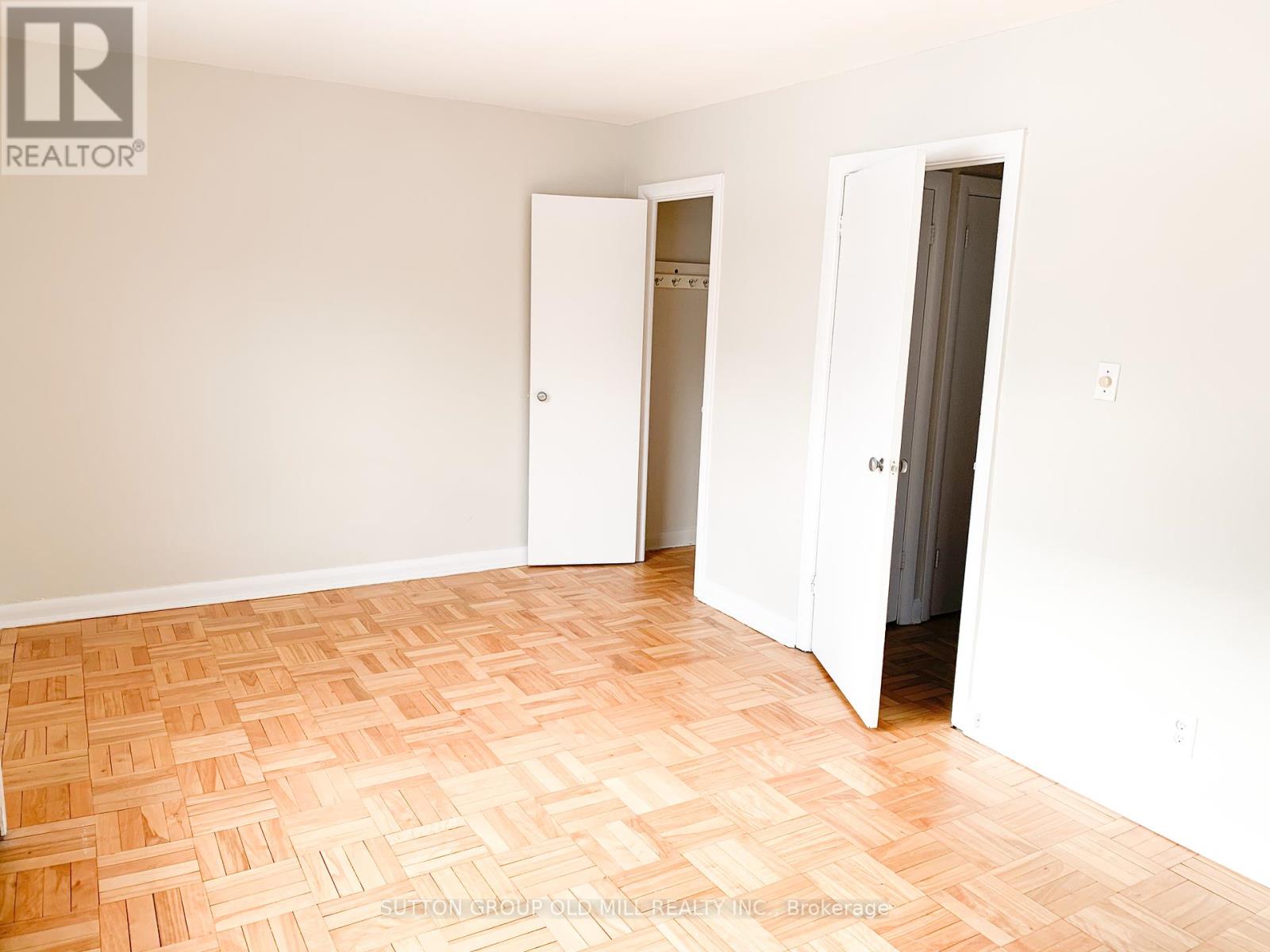 7 - 2846 Bloor Street W, Toronto, Ontario  M8X 1A9 - Photo 8 - W12326054