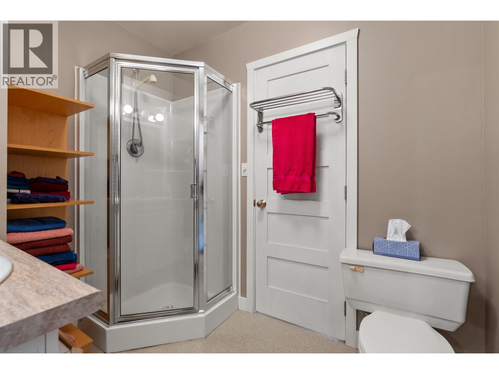 5400 Sans Souci Road, Halfmoon Bay, British Columbia  V7Z 1B6 - Photo 30 - R3033588