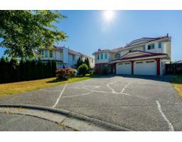 8879 141B STREET, Surrey, British Columbia