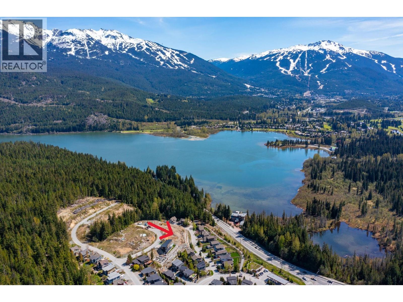 8412 Indigo Lane, Whistler, British Columbia  V8E 0G8 - Photo 2 - R3033834