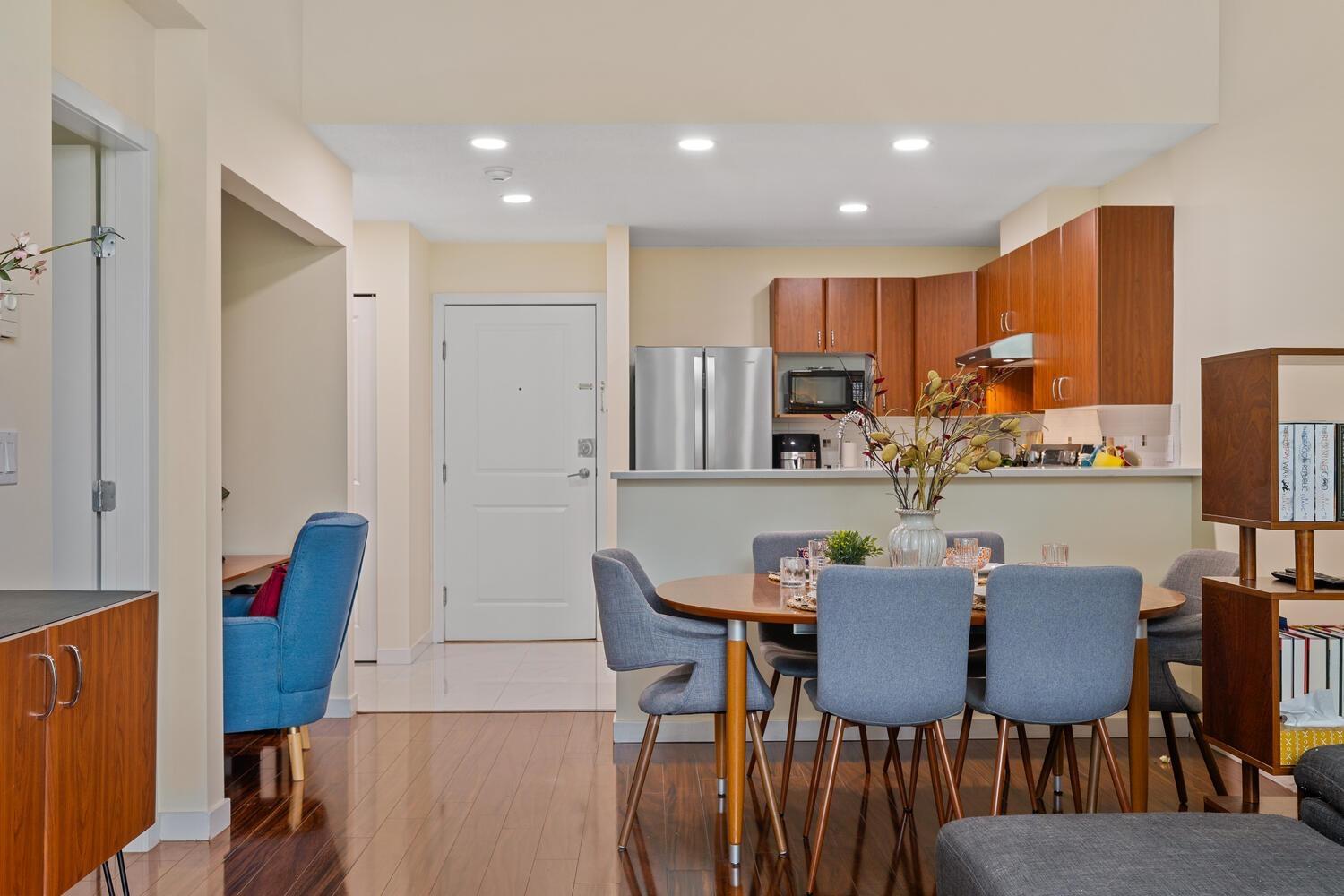 309 14885 105 Avenue, Surrey, British Columbia  V3R 2V6 - Photo 6 - R3033931