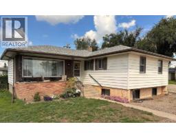 702 8th Street Sw Sw Hill, Medicine Hat, Ca