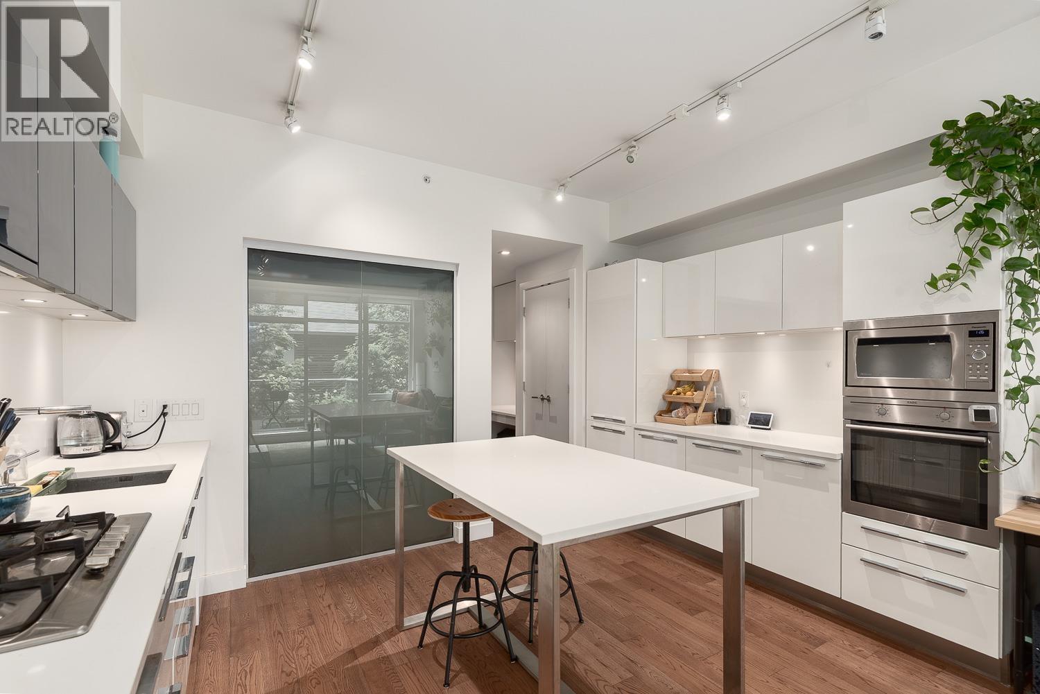 227 108 E 1st Avenue, Vancouver, British Columbia  V5T 0E3 - Photo 4 - R3033782