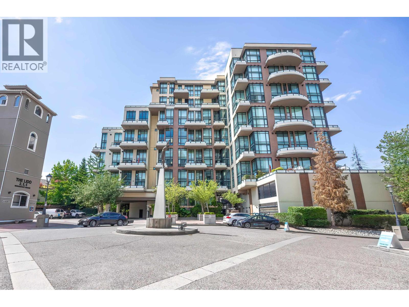214 10 RENAISSANCE SQUARE, New Westminster, British Columbia