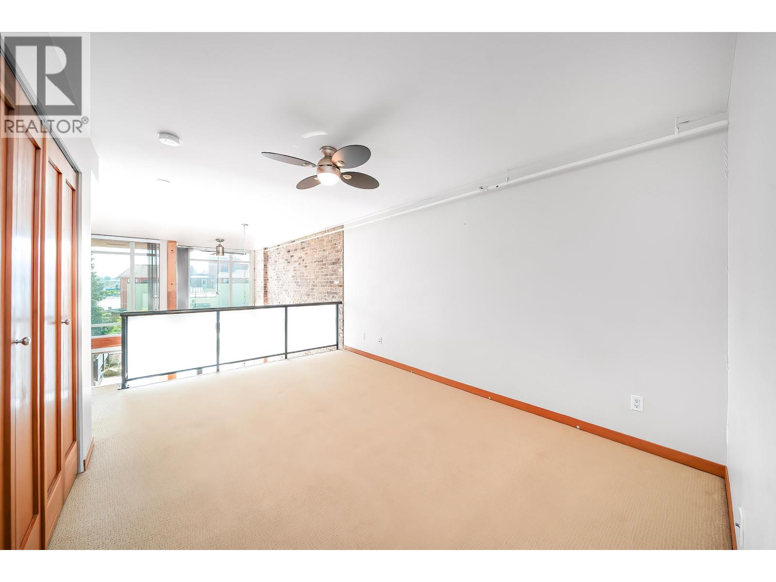 214 10 Renaissance Square, New Westminster, British Columbia  V3M 7B1 - Photo 19 - R3033857